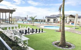 Ballito Hills - Ocean View, Queen Bed & Free Wi-Fi